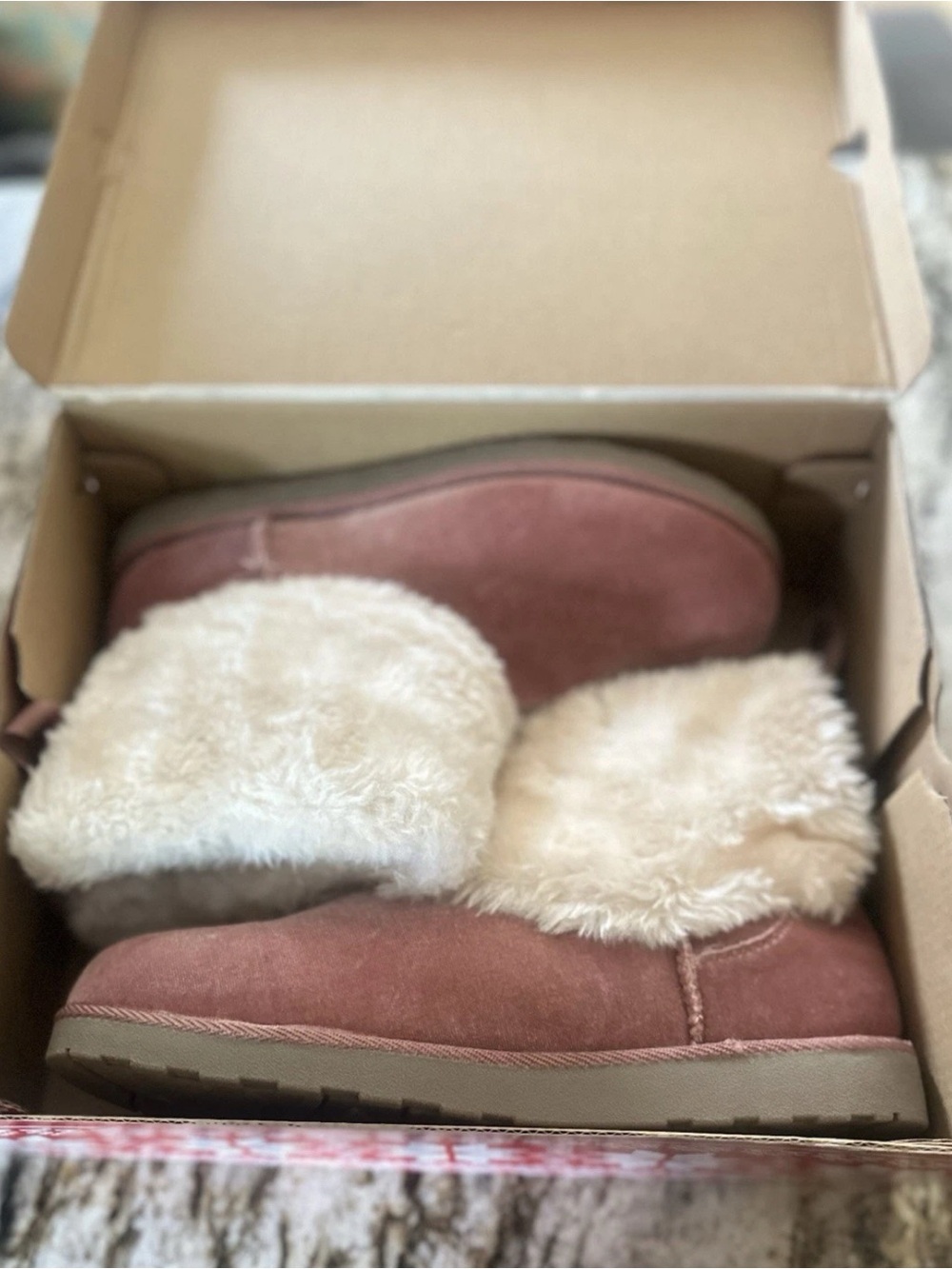 Arizona Jean Co Toddler Girl Pink Faux Fur Boots Size 9 w/ Original Box